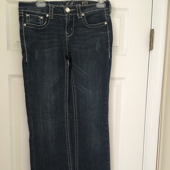 Miss Me Grace in LA bootcut jeans. - Picture 1 of 6